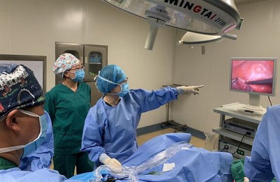从0到1，甘孜州炉霍县医院妇科腔镜手术获得突破